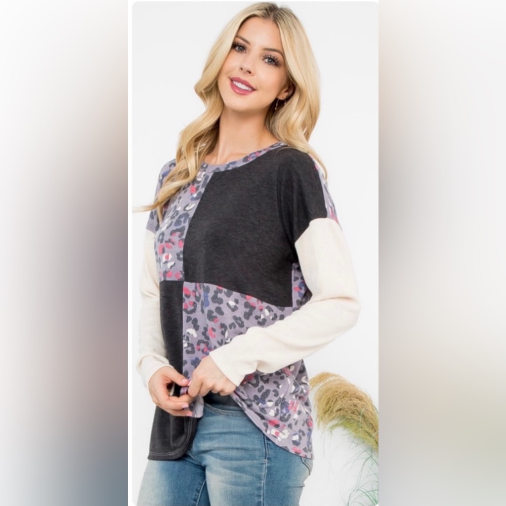 NEW Color Block & Leopard Print Perfect Peach Shirt